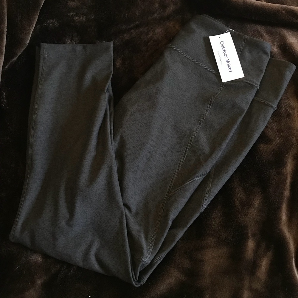 Outdoor Voices 3/4 Warmup Leggings in Charcoal